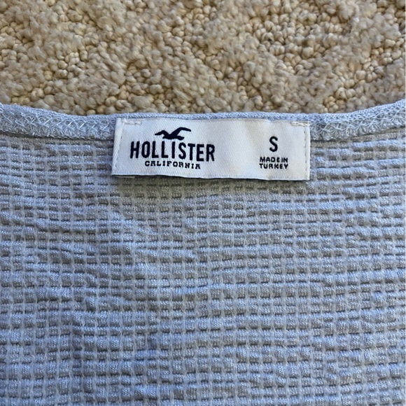 Hollister crop top - Picture 2 of 2